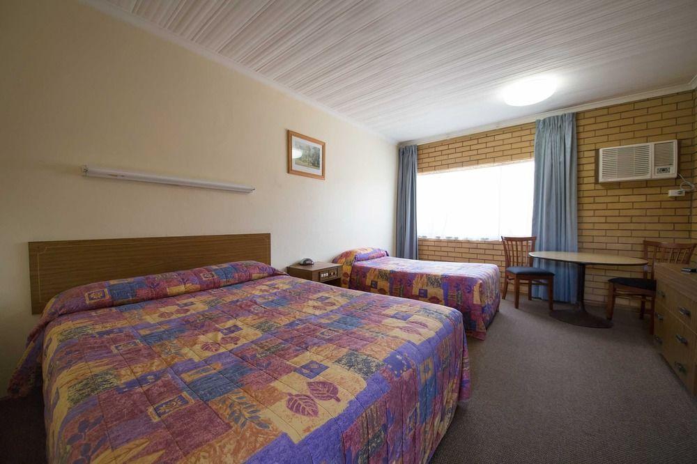 Boomerang Hotel Lavington Εξωτερικό φωτογραφία